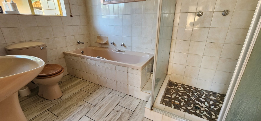 3 Bedroom Property for Sale in Valhalla Gauteng