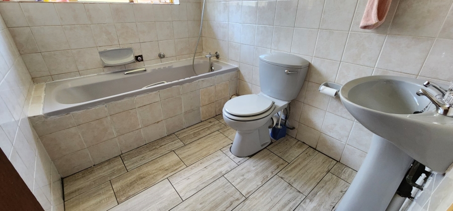 3 Bedroom Property for Sale in Valhalla Gauteng