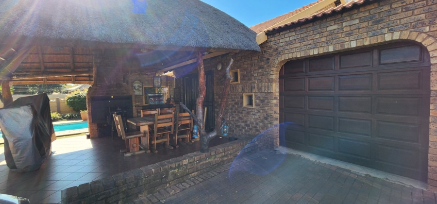 3 Bedroom Property for Sale in Valhalla Gauteng
