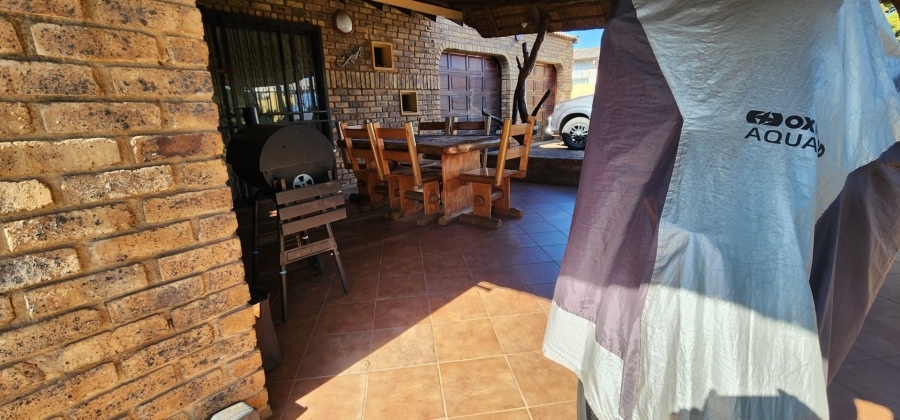 3 Bedroom Property for Sale in Valhalla Gauteng