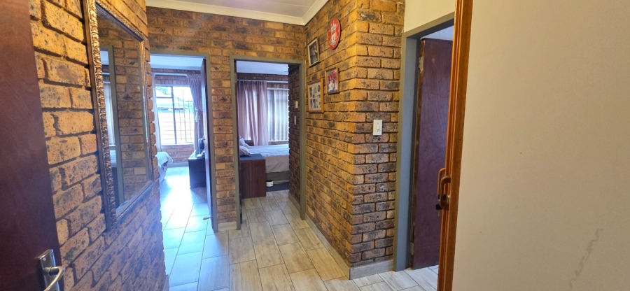 3 Bedroom Property for Sale in Valhalla Gauteng