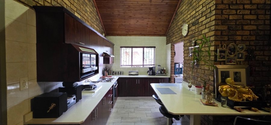 3 Bedroom Property for Sale in Valhalla Gauteng