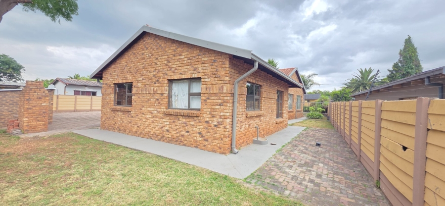 3 Bedroom Property for Sale in Valhalla Gauteng
