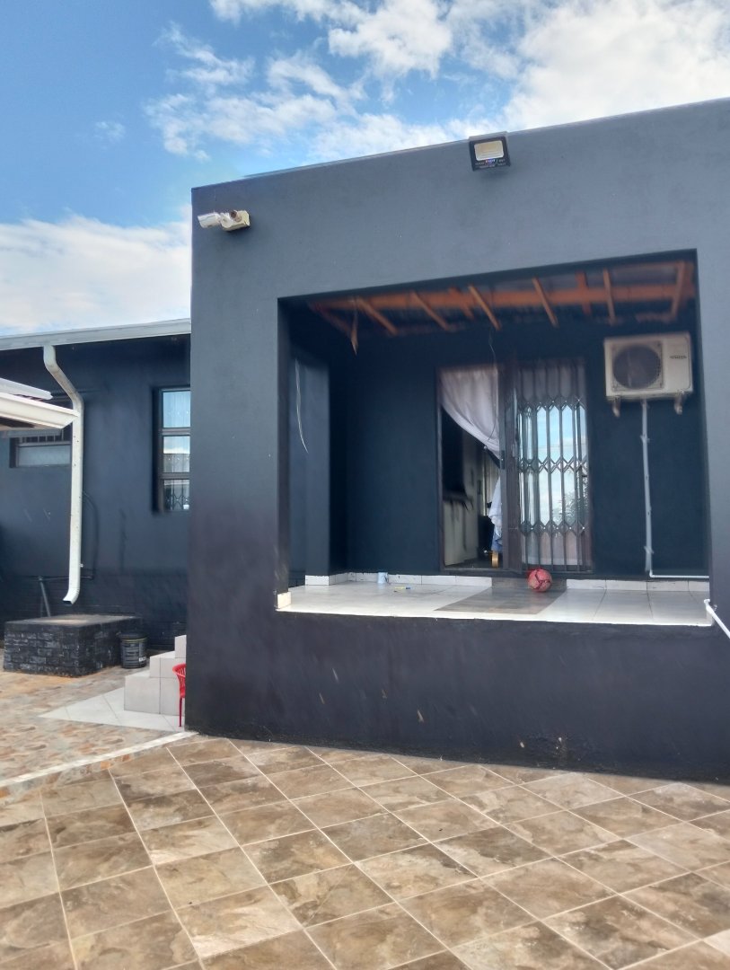 4 Bedroom Property for Sale in West Park Gauteng