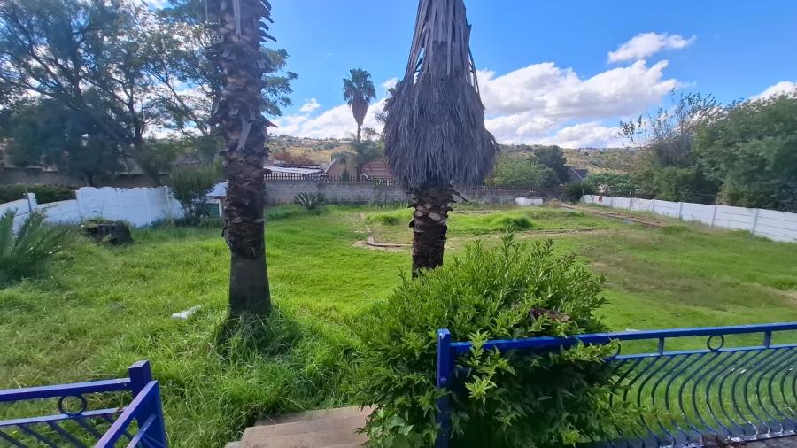 6 Bedroom Property for Sale in Mondeor Gauteng