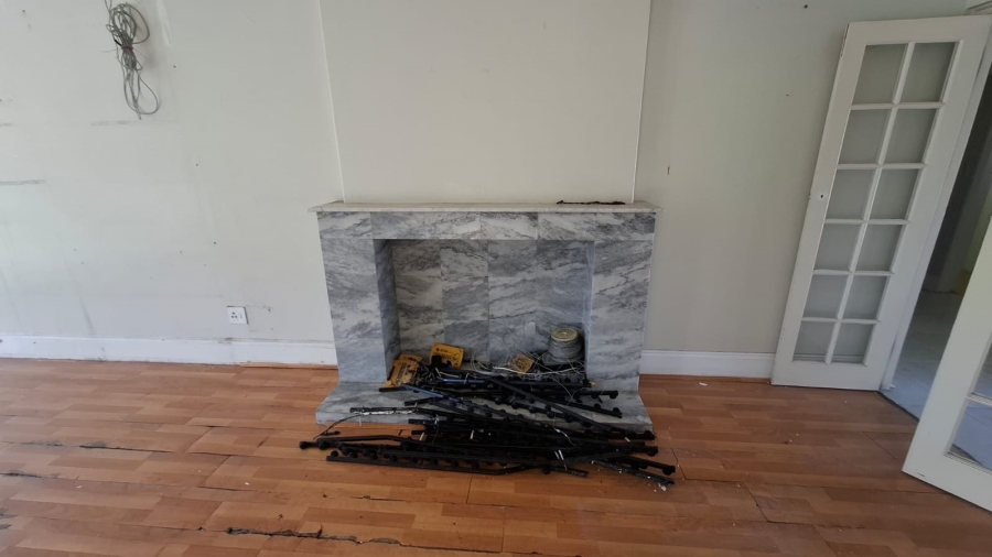 6 Bedroom Property for Sale in Mondeor Gauteng