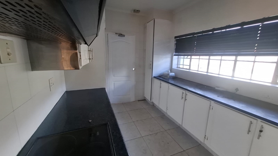 6 Bedroom Property for Sale in Mondeor Gauteng