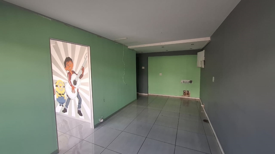6 Bedroom Property for Sale in Mondeor Gauteng