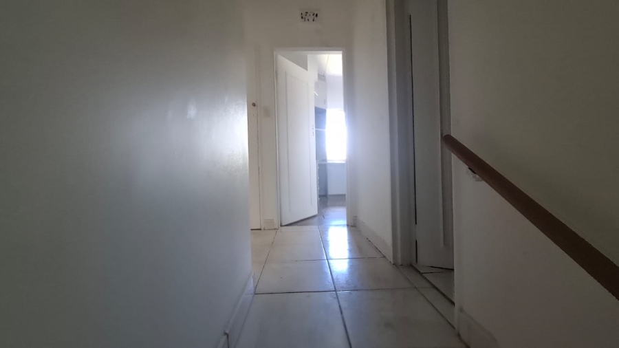 6 Bedroom Property for Sale in Mondeor Gauteng