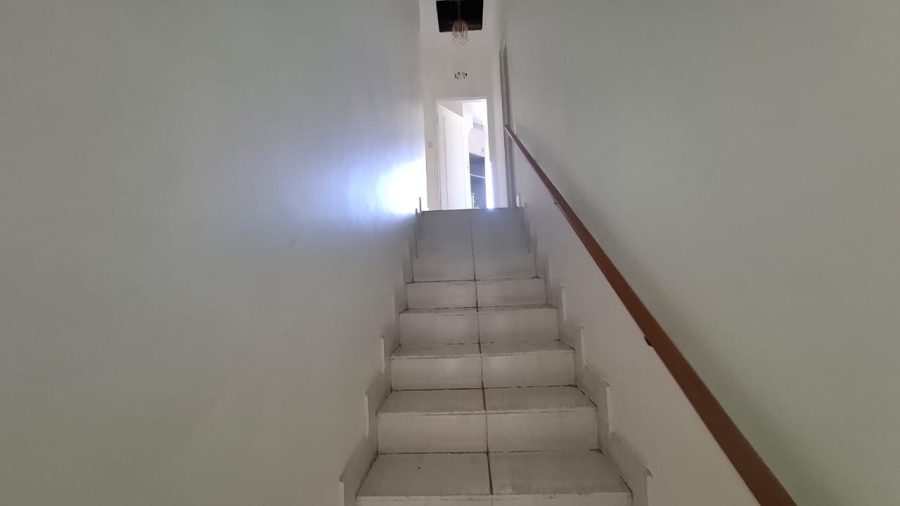 6 Bedroom Property for Sale in Mondeor Gauteng