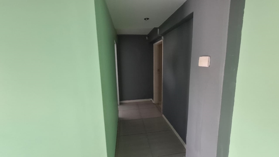 6 Bedroom Property for Sale in Mondeor Gauteng