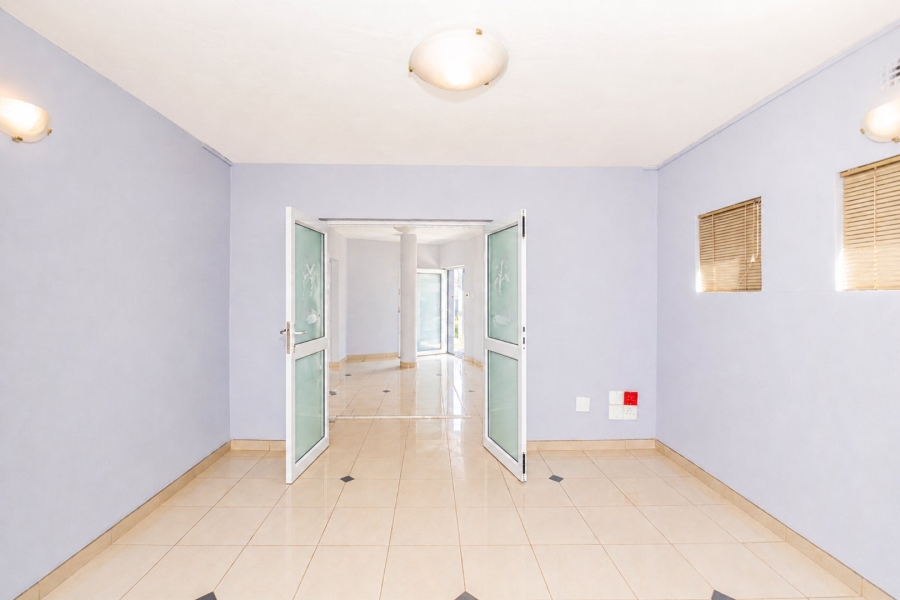 To Let Commercial Property for Rent in Parkwood Gauteng