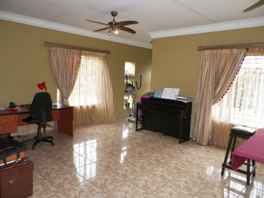 3 Bedroom Property for Sale in Lyttelton Manor Gauteng