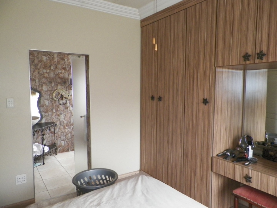 3 Bedroom Property for Sale in Lyttelton Manor Gauteng