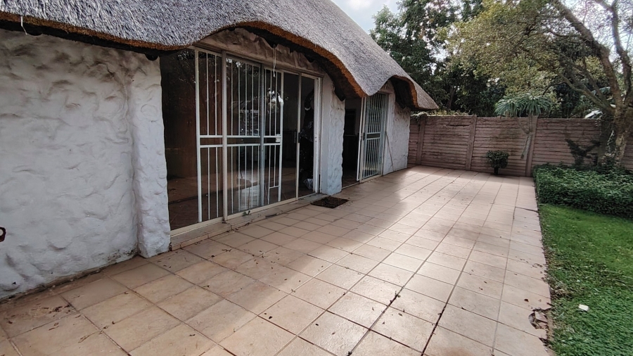 6 Bedroom Property for Sale in Lyttelton Manor Gauteng