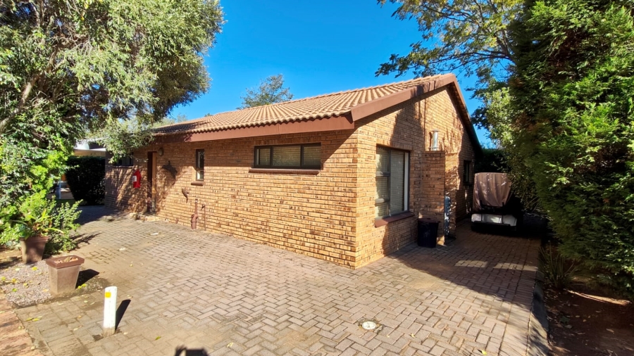 4 Bedroom Property for Sale in Vaal Marina Gauteng