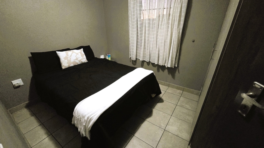 2 Bedroom Property for Sale in Montana Tuine Gauteng