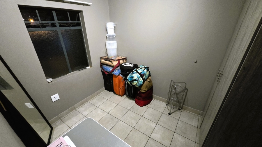 2 Bedroom Property for Sale in Montana Tuine Gauteng