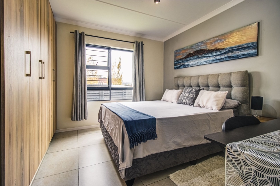 3 Bedroom Property for Sale in Longlake Gauteng