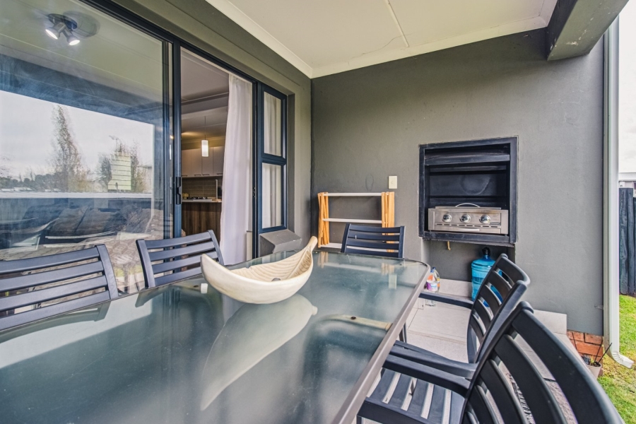 3 Bedroom Property for Sale in Longlake Gauteng