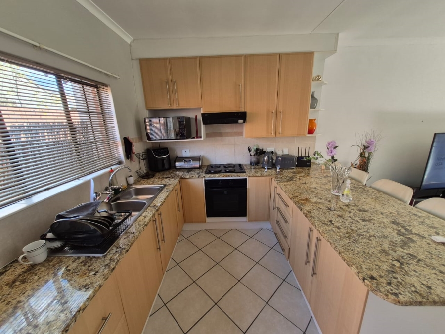 2 Bedroom Property for Sale in Mooikloof Country Residences Gauteng