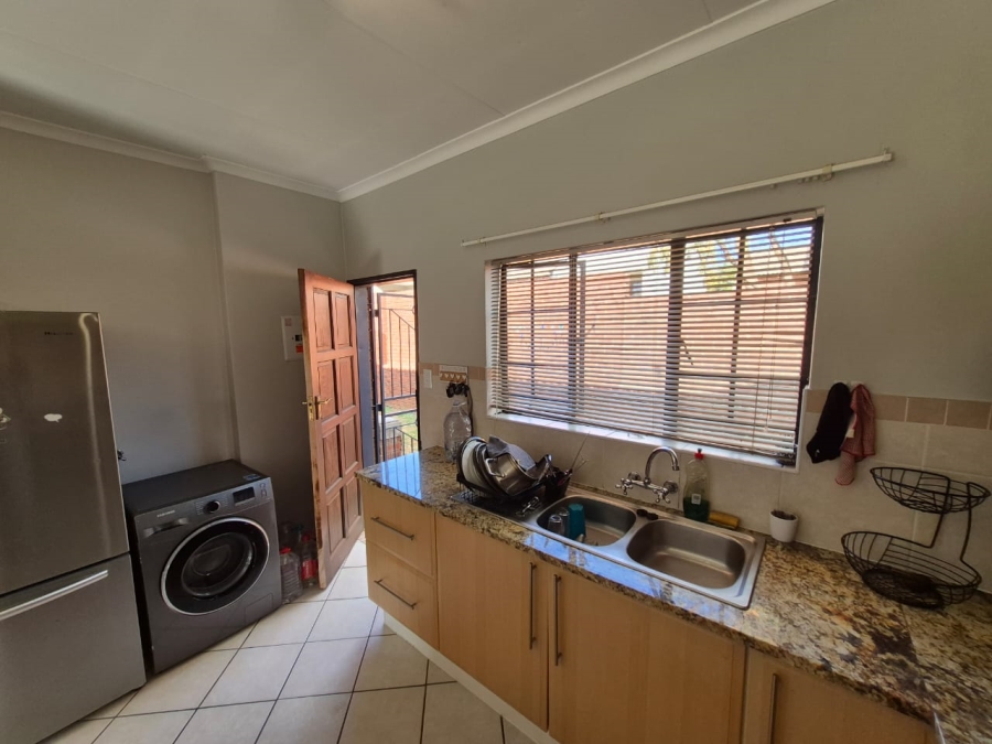 2 Bedroom Property for Sale in Mooikloof Country Residences Gauteng