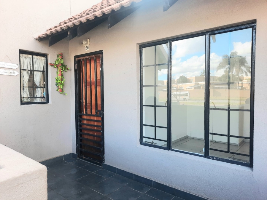 2 Bedroom Property for Sale in Radiokop Gauteng