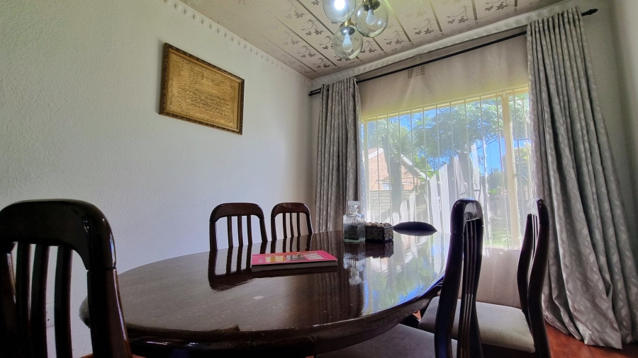 3 Bedroom Property for Sale in Falcon Ridge Gauteng