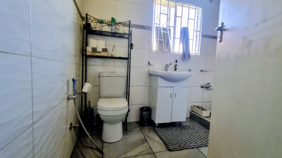 3 Bedroom Property for Sale in Falcon Ridge Gauteng