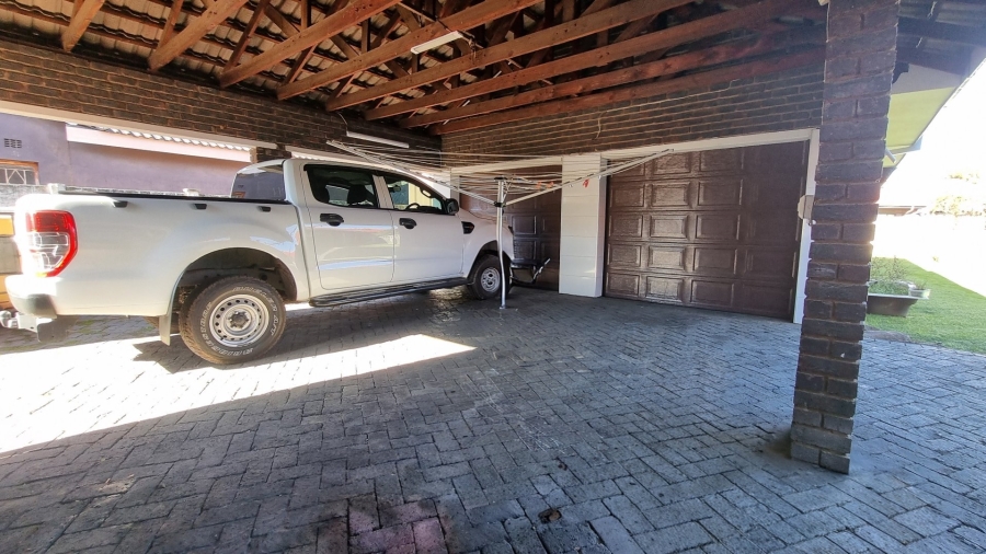 3 Bedroom Property for Sale in Falcon Ridge Gauteng