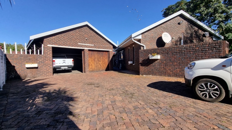 3 Bedroom Property for Sale in Falcon Ridge Gauteng