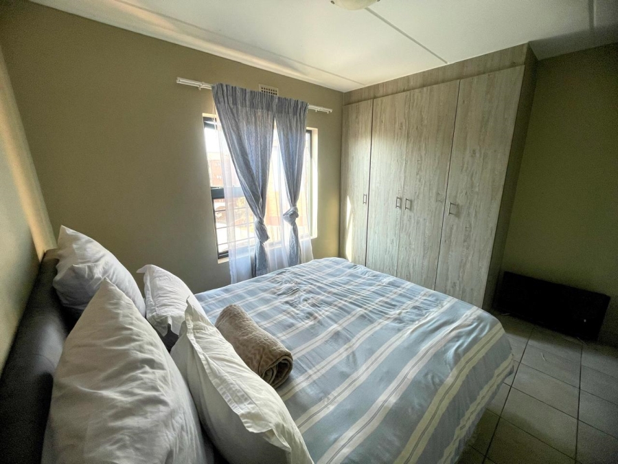 2 Bedroom Property for Sale in La Montagne Gauteng