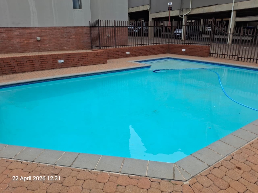 2 Bedroom Property for Sale in Glenanda Gauteng