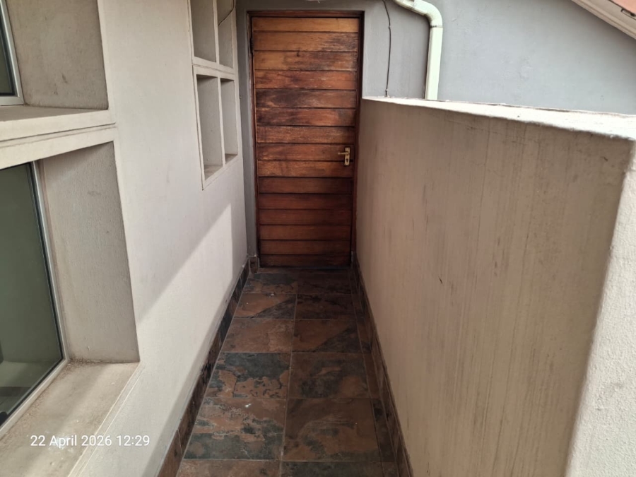 2 Bedroom Property for Sale in Glenanda Gauteng
