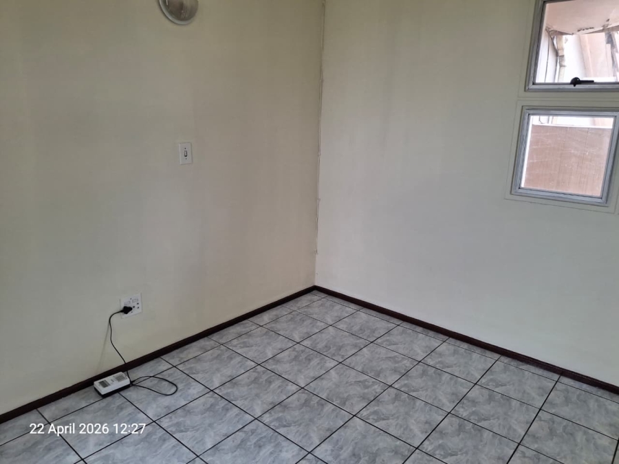 2 Bedroom Property for Sale in Glenanda Gauteng