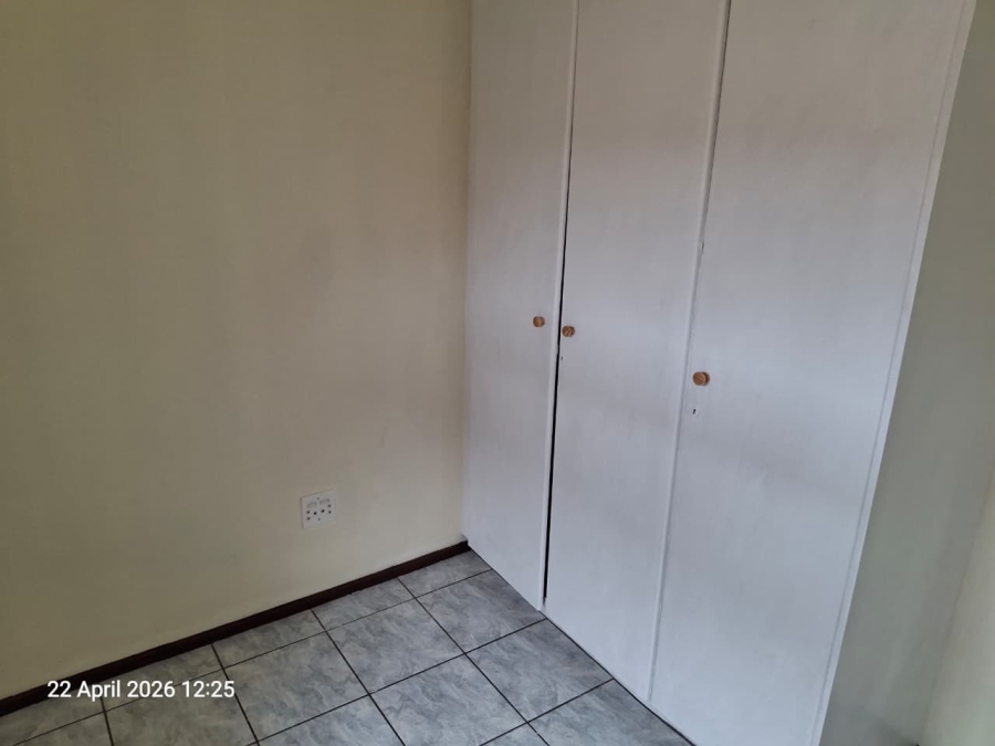 2 Bedroom Property for Sale in Glenanda Gauteng