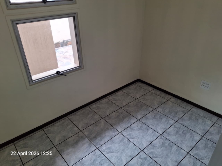 2 Bedroom Property for Sale in Glenanda Gauteng