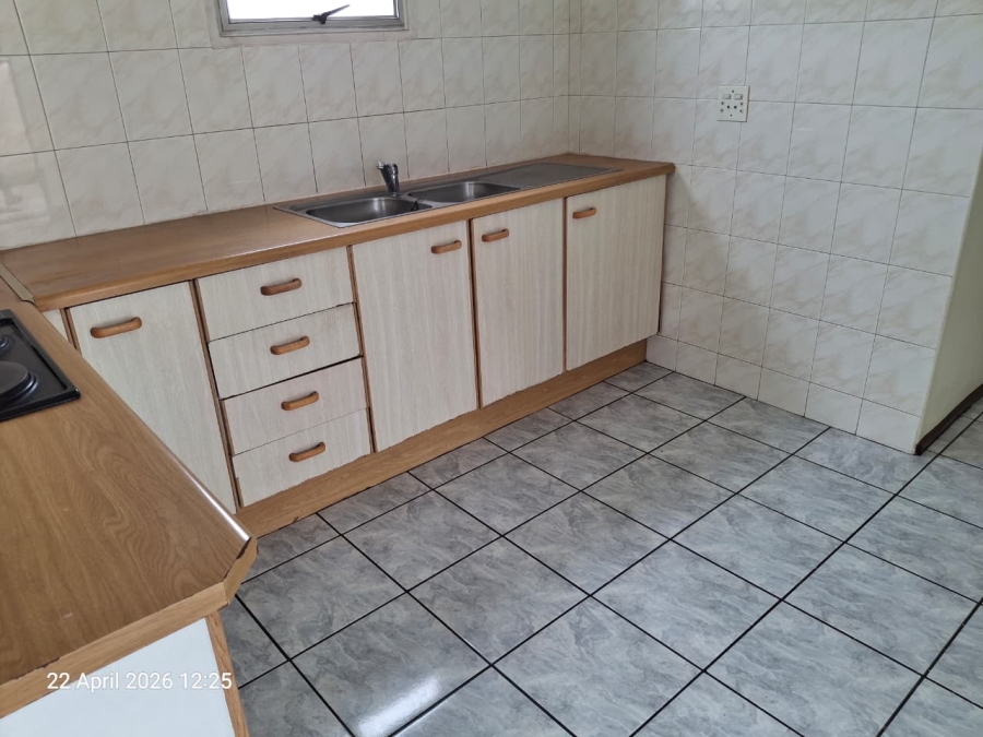 2 Bedroom Property for Sale in Glenanda Gauteng