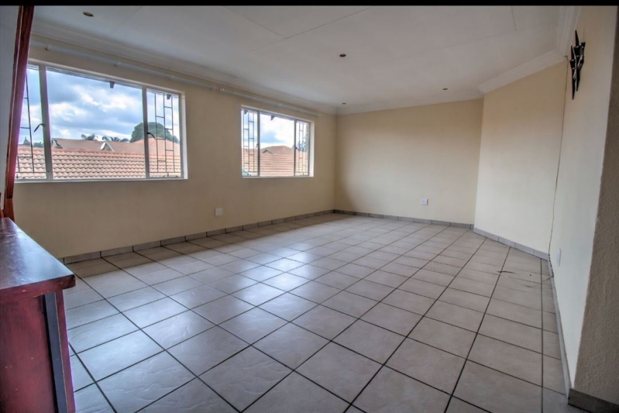 5 Bedroom Property for Sale in Kempton Park Ext 4 Gauteng