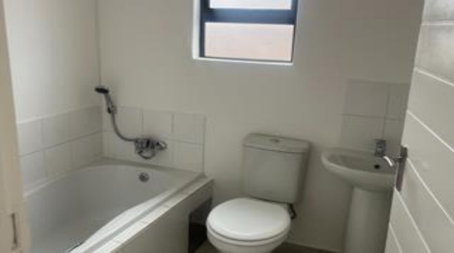 3 Bedroom Property for Sale in Windmill Park Gauteng