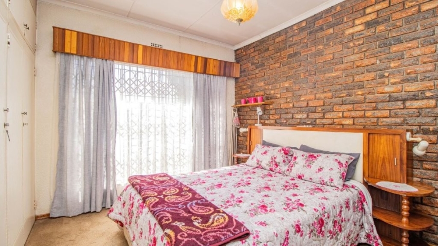 3 Bedroom Property for Sale in Bonaero Park Gauteng