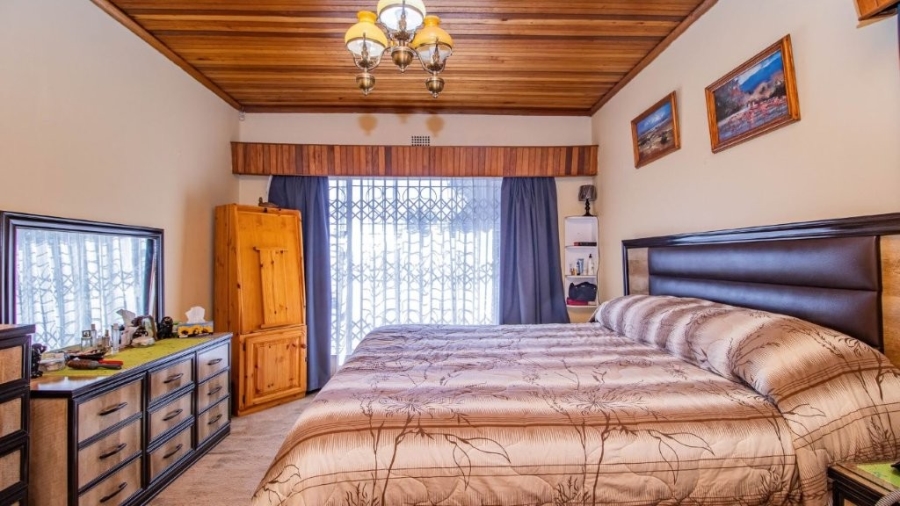 3 Bedroom Property for Sale in Bonaero Park Gauteng