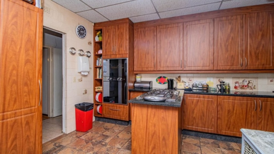3 Bedroom Property for Sale in Bonaero Park Gauteng