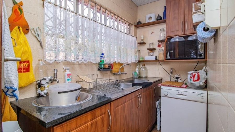 3 Bedroom Property for Sale in Bonaero Park Gauteng