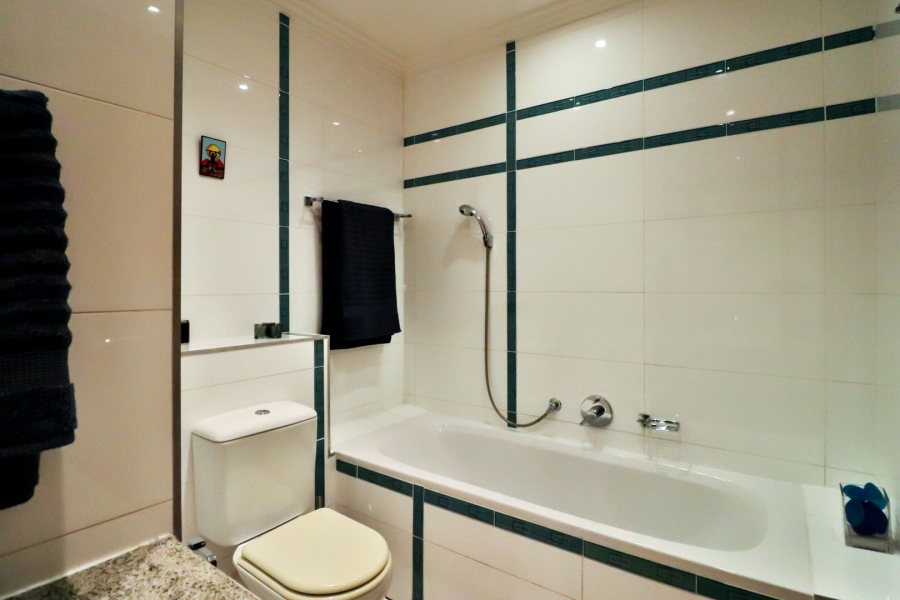 2 Bedroom Property for Sale in Bedford Gardens Gauteng