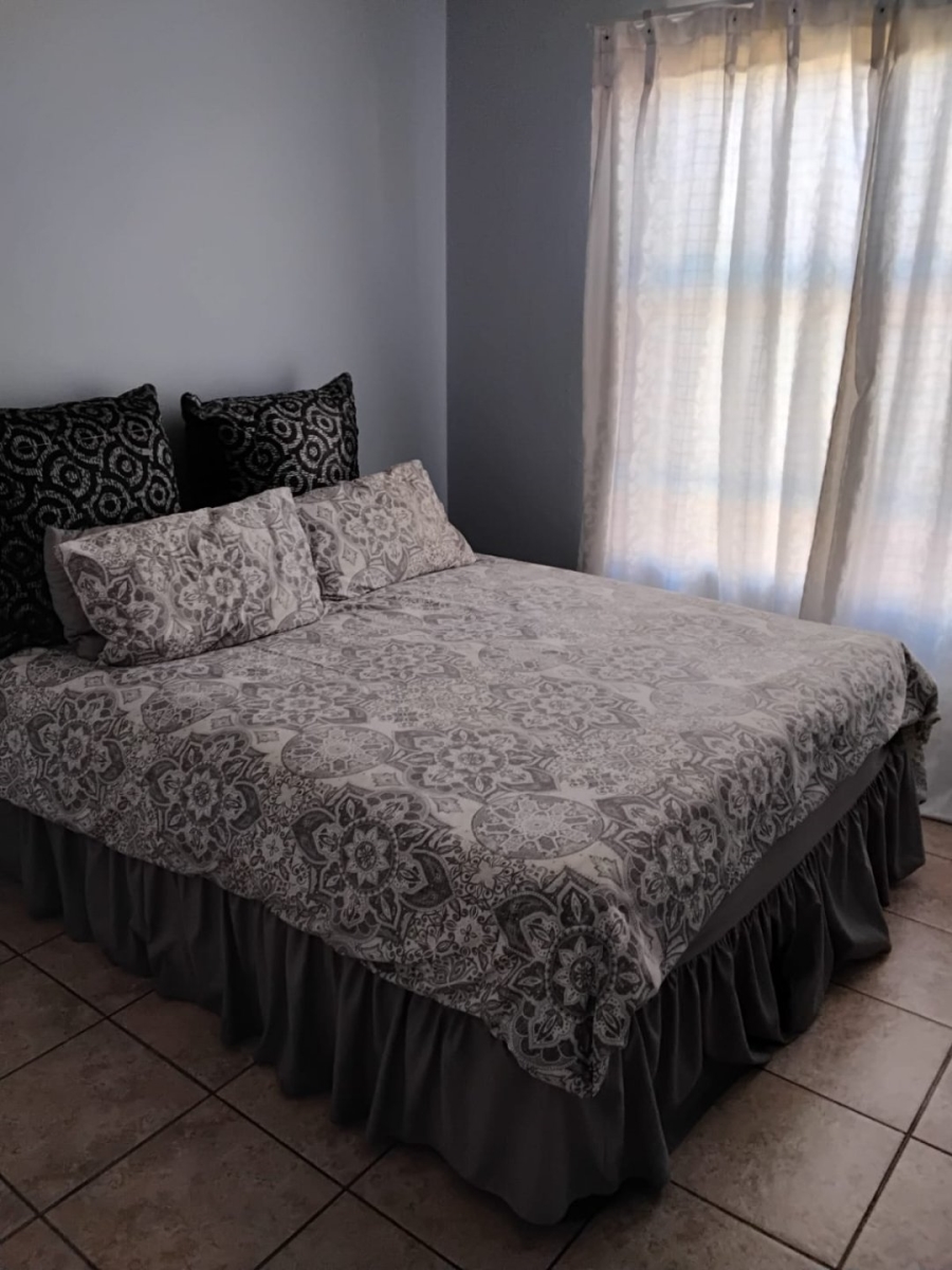 2 Bedroom Property for Sale in Honeypark Gauteng
