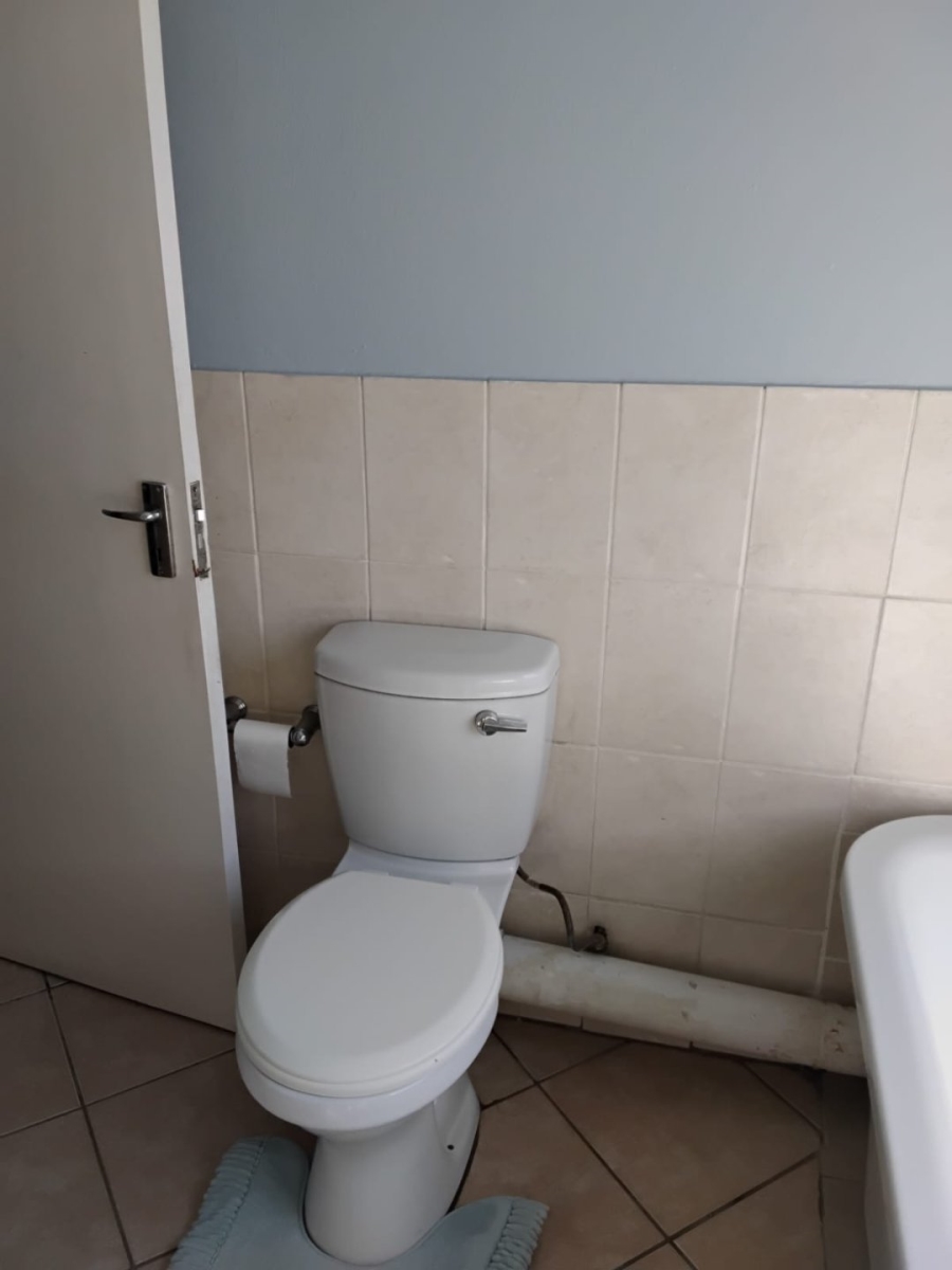 2 Bedroom Property for Sale in Honeypark Gauteng
