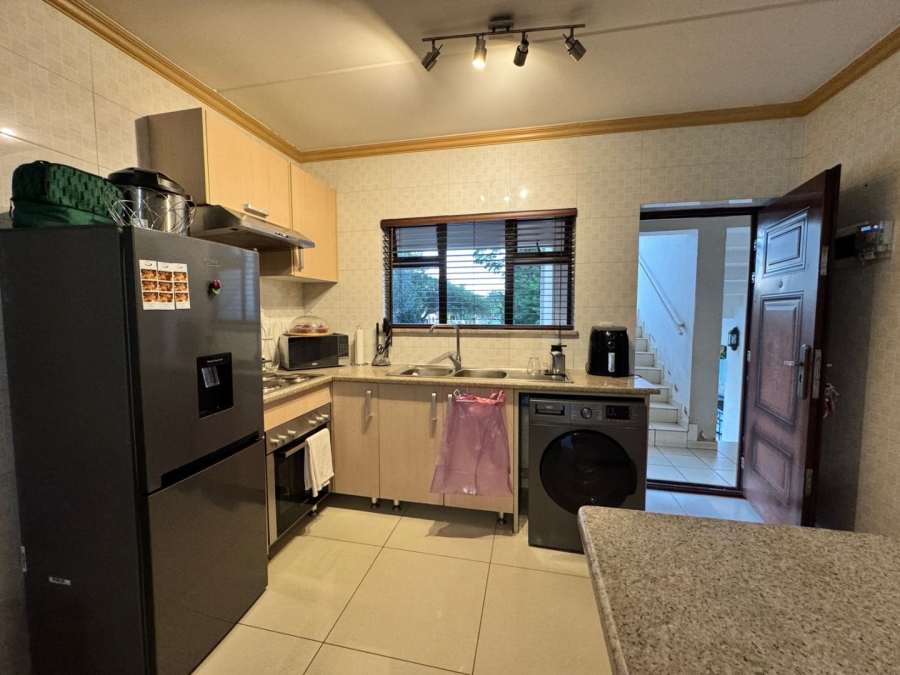 1 Bedroom Property for Sale in Noordwyk Gauteng