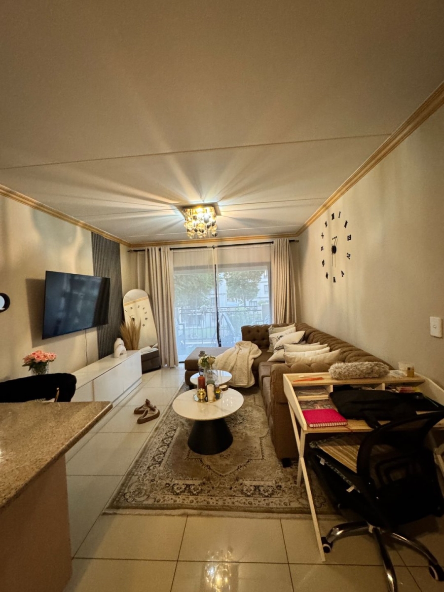 1 Bedroom Property for Sale in Noordwyk Gauteng