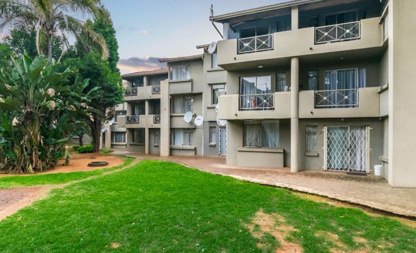 2 Bedroom Property for Sale in Florida Gauteng